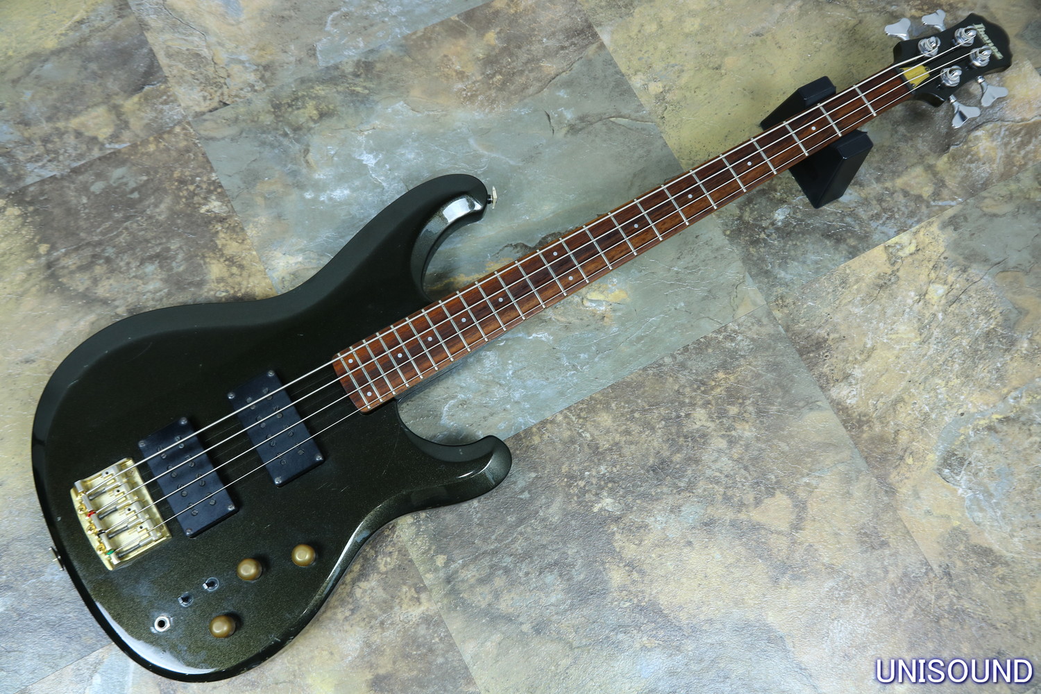 ibanezベースロードスター