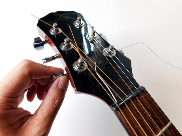 ギター弦と買取価格