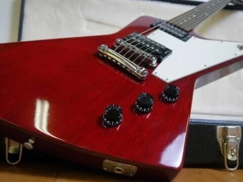 Gibson Explorer
